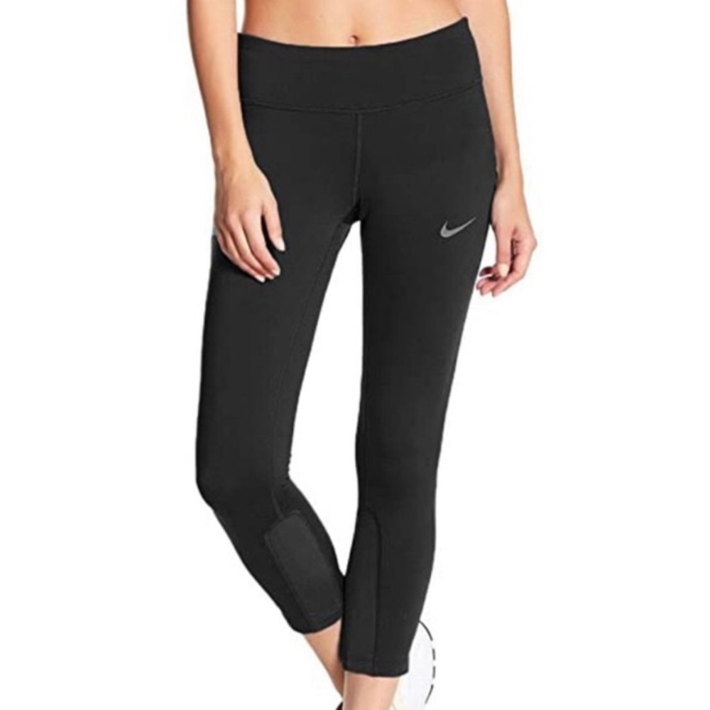 NWT Nike Relay Tight Fit Crop Leggings